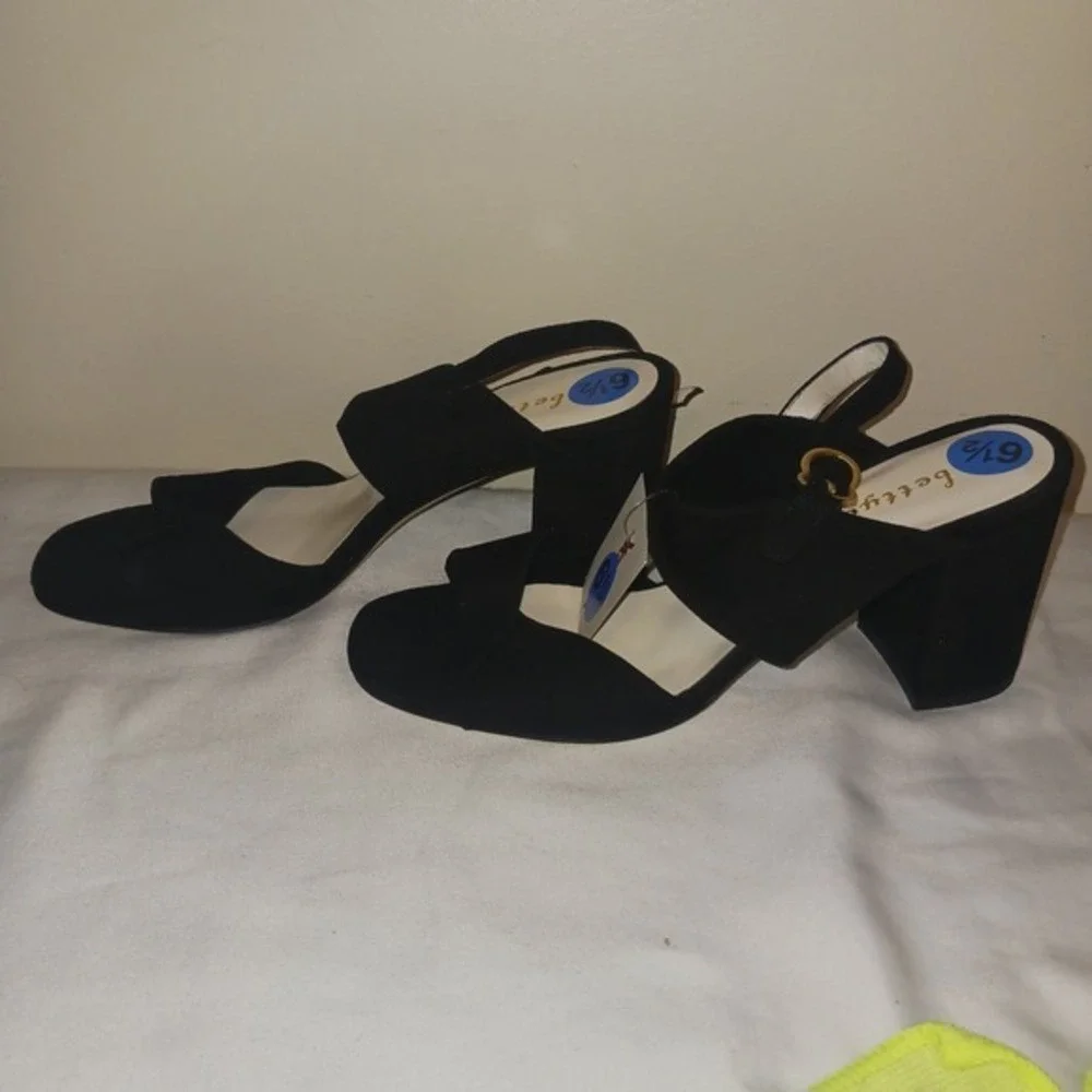 Bettye Muller Black Suede Block Heel Mary‎ Jane Pumps Shoes Womens Size 6.5
